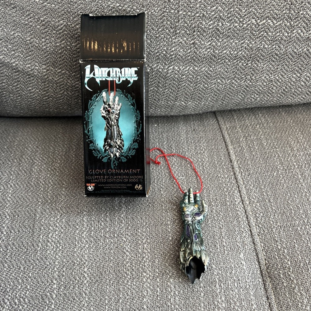 Image Comics Top Cow 1999 Witchblade Glove Ornament Clayburn Moore Limited 3000